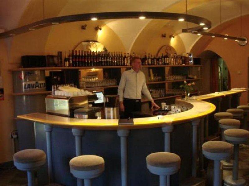 Hotel Stela Левоча Ресторан фото