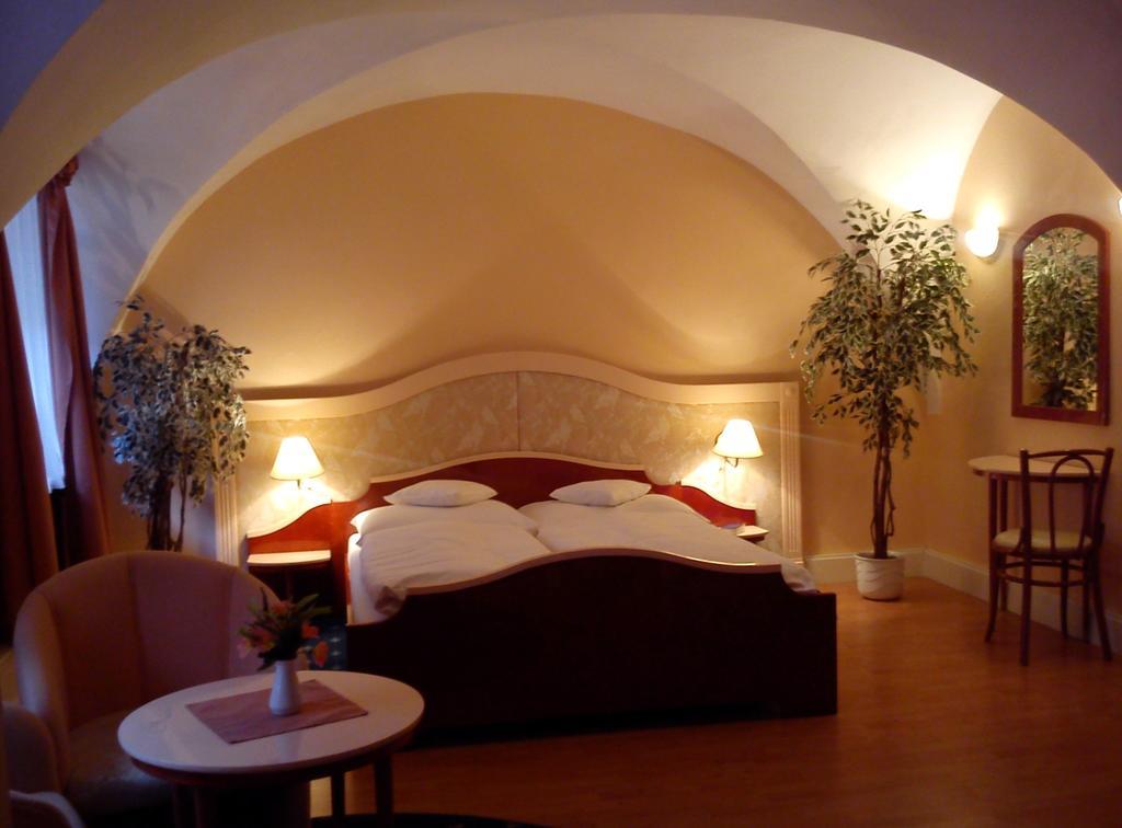 Hotel Stela Левоча Экстерьер фото