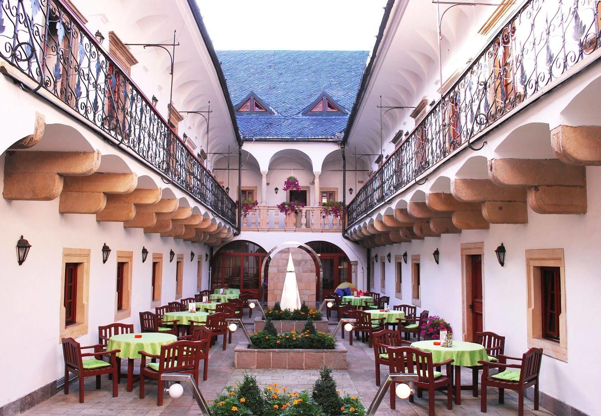 Hotel Stela Левоча Экстерьер фото